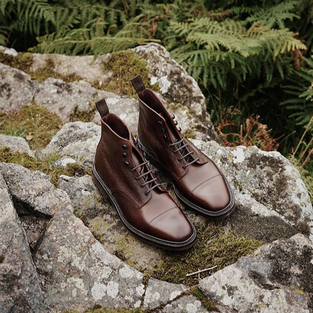 Loake Sedbergh Derby boot - dark brown Grain