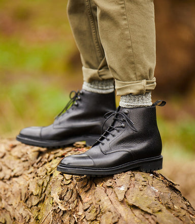 Loake Sedbergh Derby boot - black Grain